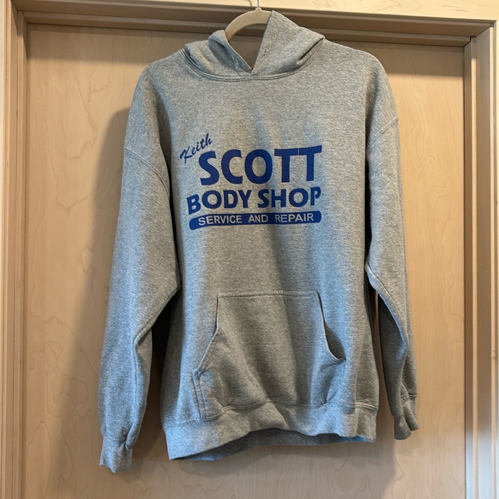 “One Tree Hill” Sweatshirt